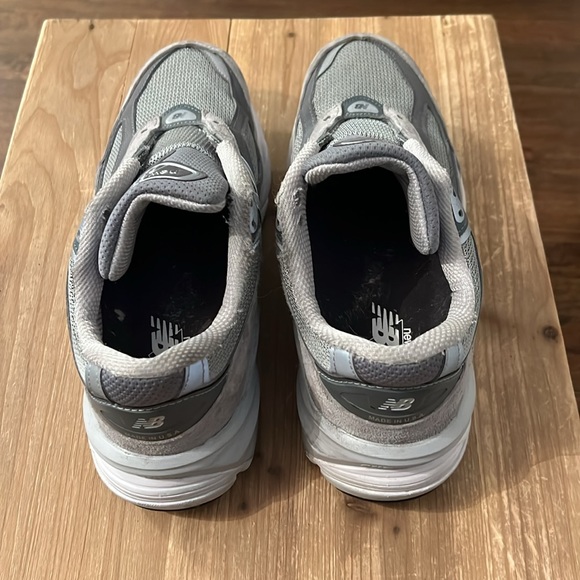 New Balance 990 V6. Like new. - Picture 2 of 7